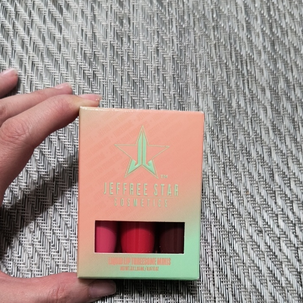 Jeffree Star Cosmetics Lip Gloss Trio - Pink, Red, Coral